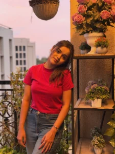 Chinmayee Salvi Height 
